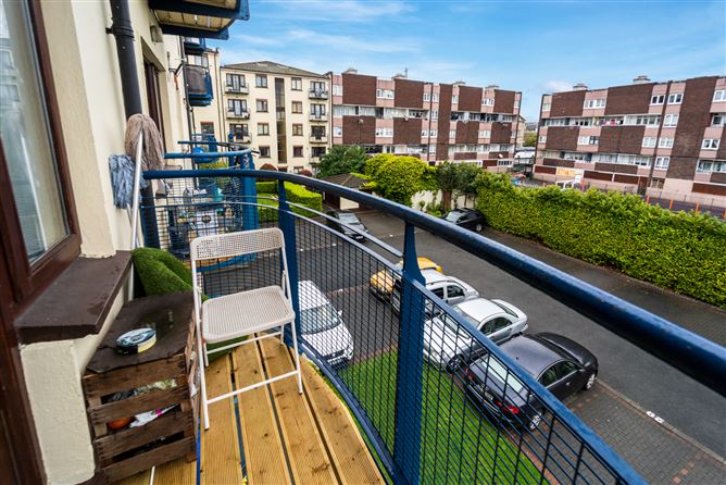 47 Stapleton House, Mountjoy Square East, Dublin 1