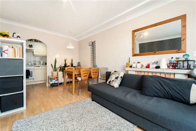 47 Stapleton House, Mountjoy Square East, Dublin 1