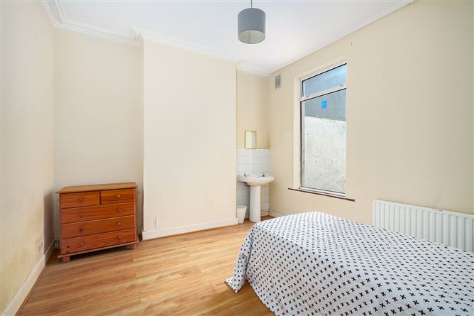 8 GOLDSMITH STREET, Phibsborough, Dublin 7