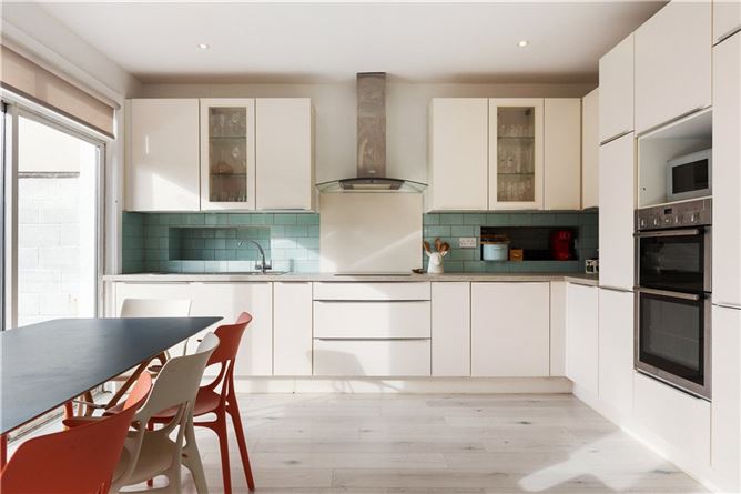 25 Springhill Park, Killiney, Co. Dublin