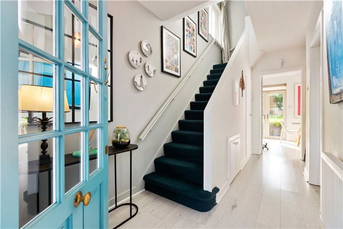 25 Springhill Park, Killiney, Co. Dublin