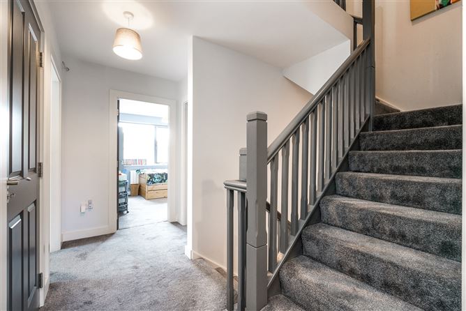 2 Knocknagarm Park, Glenageary, Dublin