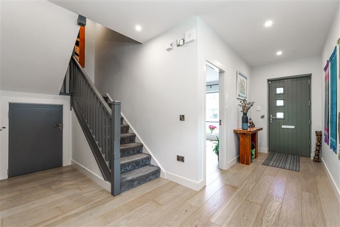 2 Knocknagarm Park, Glenageary, Dublin