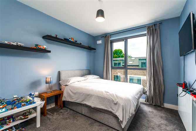 2 Knocknagarm Park, Glenageary, Dublin