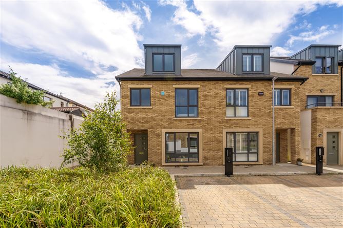 2 Knocknagarm Park, Glenageary, Dublin