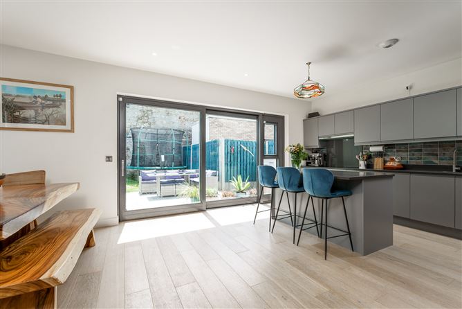 2 Knocknagarm Park, Glenageary, Dublin