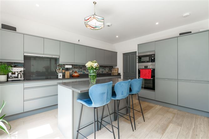 2 Knocknagarm Park, Glenageary, Dublin