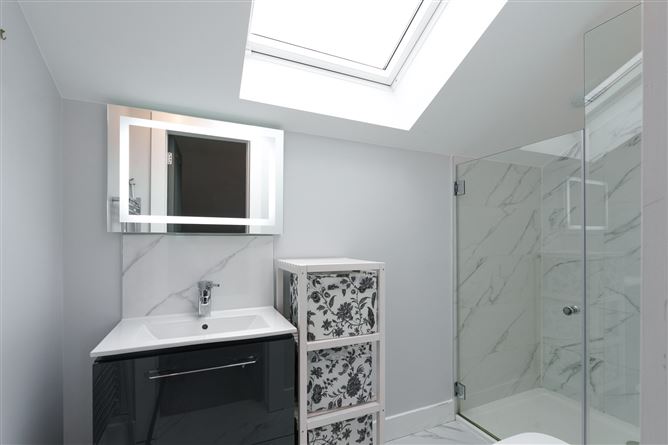 2 Knocknagarm Park, Glenageary, Dublin