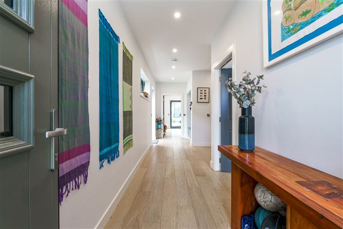 2 Knocknagarm Park, Glenageary, Dublin