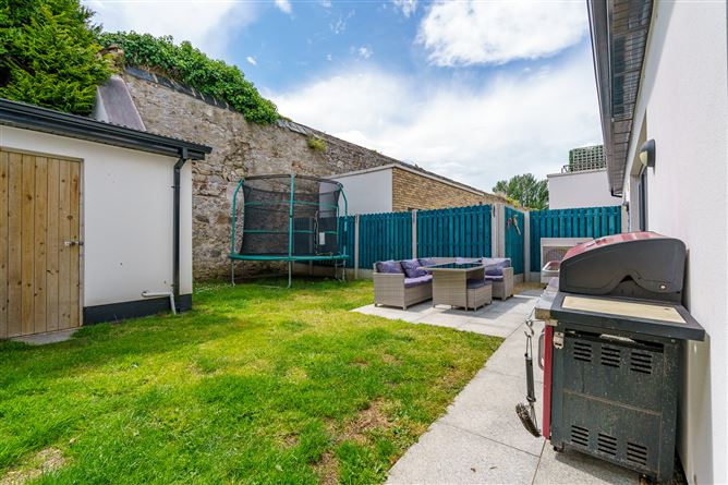 2 Knocknagarm Park, Glenageary, Dublin