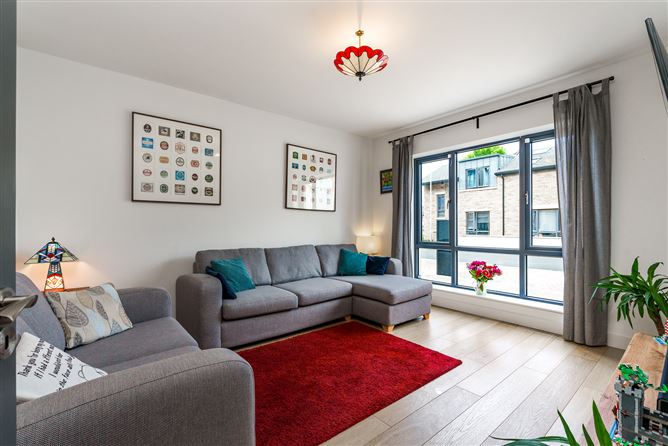 2 Knocknagarm Park, Glenageary, Dublin