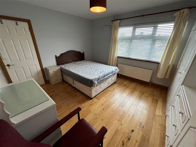 Hillsbrook Avenue, Perrystown, Dublin 12