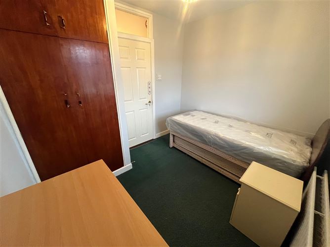 Hillsbrook Avenue, Perrystown, Dublin 12