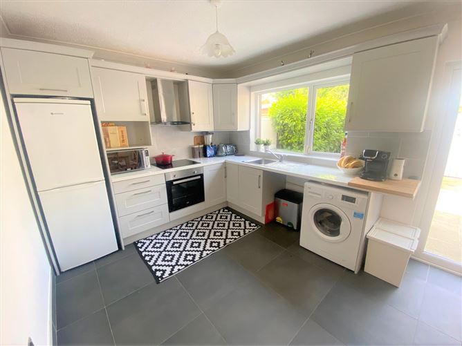 37 Woodview Park, Castleknock, Dublin 15 DFM 4710079 MyHome.ie Residential