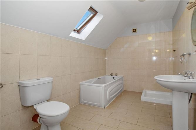 51 Ross Árd, Monksland,, Athlone West, Roscommon