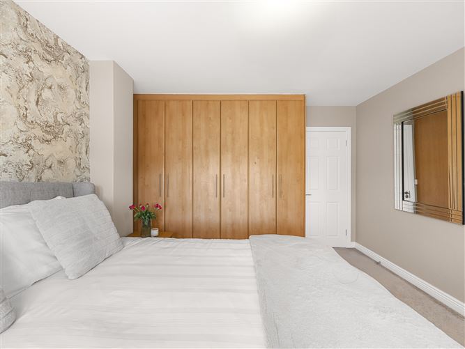 6 Belmont Green, Newbridge, Kildare