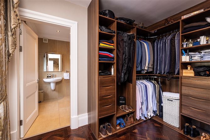https://photos-a.propertyimages.ie/media/9/7/0/4941079/3cfe01cf-215a-4bb5-be69-649baac82208_l.jpg