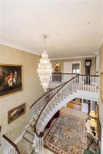 https://photos-a.propertyimages.ie/media/9/7/0/4941079/36ea5891-ddcc-49db-a6df-74f5aca80d06_l.jpg