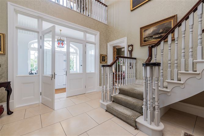 https://photos-a.propertyimages.ie/media/9/7/0/4941079/3cfe01cf-215a-4bb5-be69-649baac82208_l.jpg