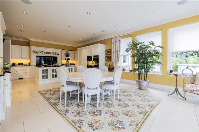 https://photos-a.propertyimages.ie/media/9/7/0/4941079/36ea5891-ddcc-49db-a6df-74f5aca80d06_l.jpg