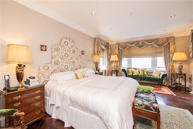 https://photos-a.propertyimages.ie/media/9/7/0/4941079/3cfe01cf-215a-4bb5-be69-649baac82208_l.jpg