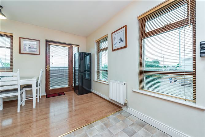 9 The Grove, Leinster Street, Athy, Kildare