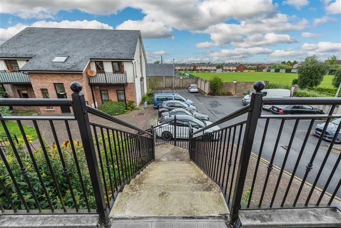 9 The Grove, Leinster Street, Athy, Kildare