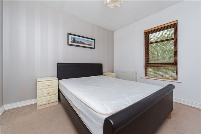 9 The Grove, Leinster Street, Athy, Kildare