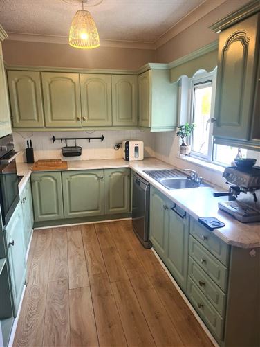 Photo 10 of 22 — 27 Carrigeen, Clybaun Road, Knocknacarra, Galway City