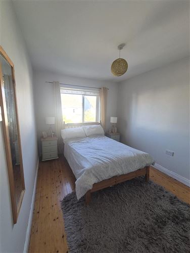 Photo 15 of 22 — 27 Carrigeen, Clybaun Road, Knocknacarra, Galway City