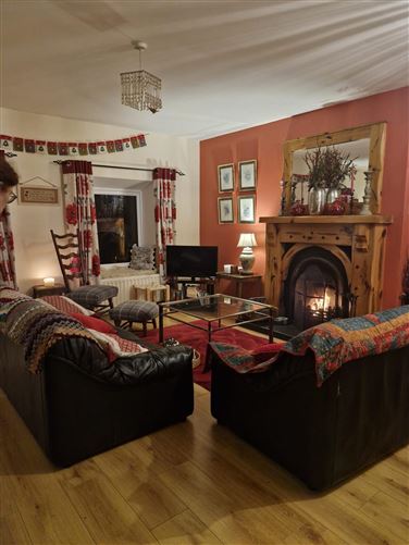3 Bed in Moville,Moville,  Donegal