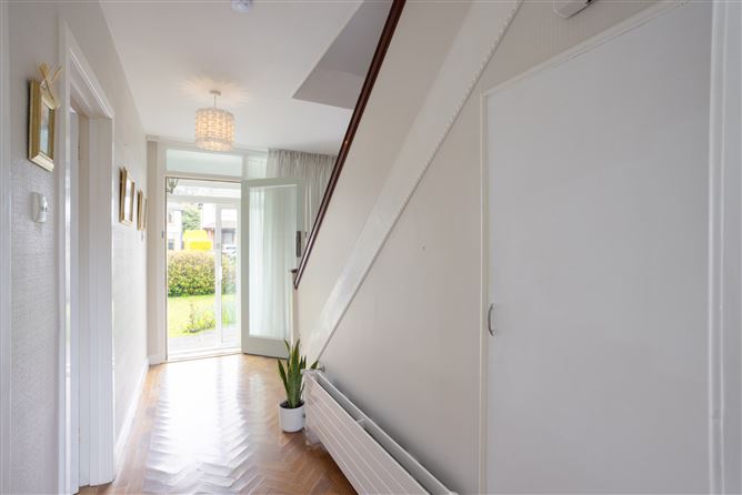 10 Hollywood Drive, Goatstown, Dublin 14