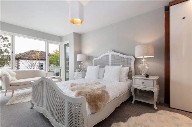 4 The Moorings, Seacourt, St Gabriels Road, Clontarf, Dublin 3