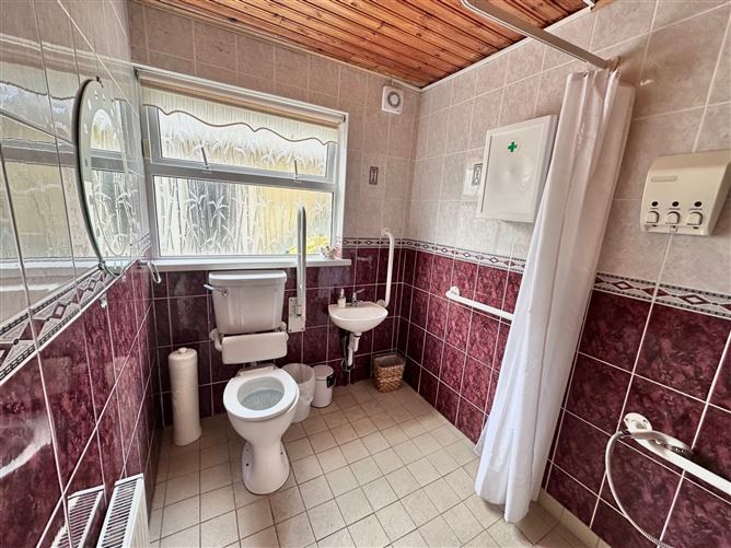 18 Cherry Park, Clones, Monaghan