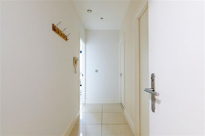 73 Cuirt Seoige, Bohermore, Galway City