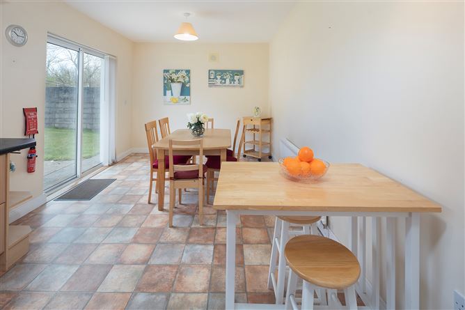 3 Orchard Gardens, Shanagarry, Cork