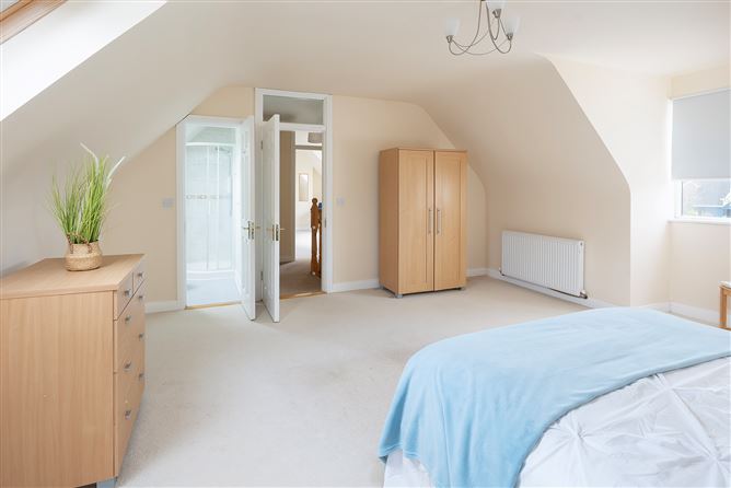 3 Orchard Gardens, Shanagarry, Cork