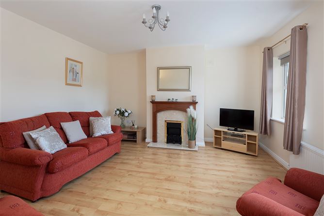 3 Orchard Gardens, Shanagarry, Cork