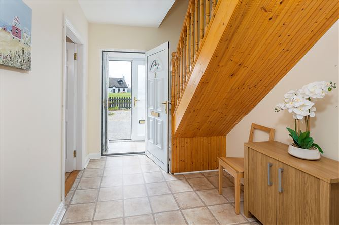 3 Orchard Gardens, Shanagarry, Cork