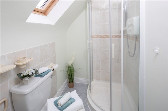 3 Orchard Gardens, Shanagarry, Cork