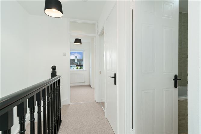 Photo 16 of 21 — 10 Millcourt Drive, Clondalkin, Dublin 22, D22 N5W6