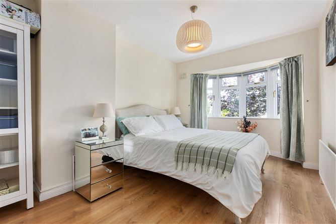 Photo 10 of 19 — 172 Woodfield, Rathfarnham, Dublin 16