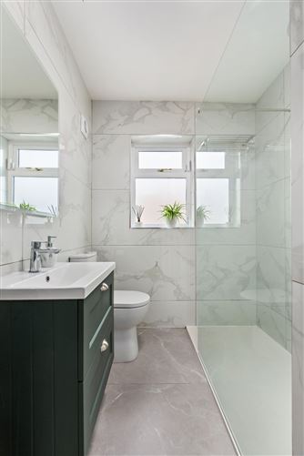 Photo 13 of 19 — 172 Woodfield, Rathfarnham, Dublin 16
