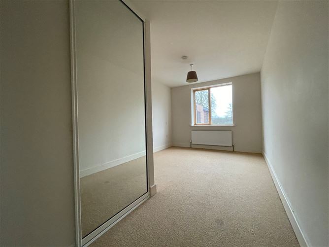 27 Block A Stradbrook, Portlaoise, Co. Laois