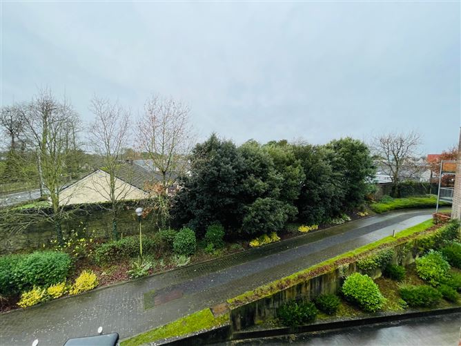 27 Block A Stradbrook, Portlaoise, Co. Laois