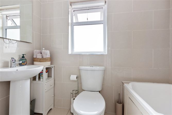 279 Elm Mount Avenue, Beaumont, Dublin 9