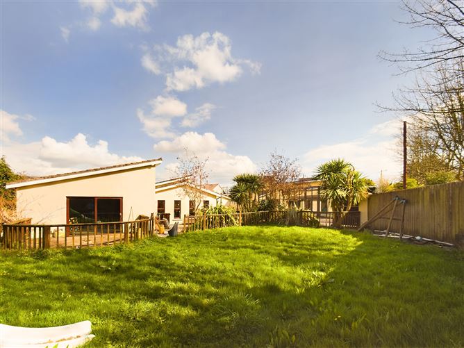 Shannon House, Shannon Park, Carrigaline, Cork