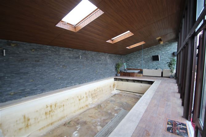 Shannon House, Shannon Park, Carrigaline, Cork
