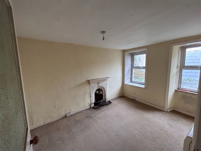12 Harbour Hill, Cobh, Cork