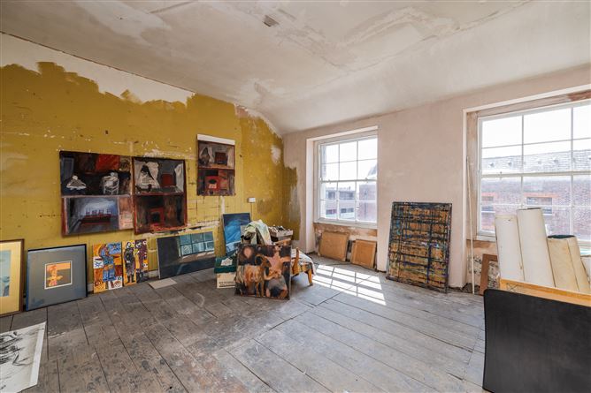 https://photos-a.propertyimages.ie/media/9/7/2/4949279/2195429c-b019-45c5-9906-9ee3830f8560_l.jpg